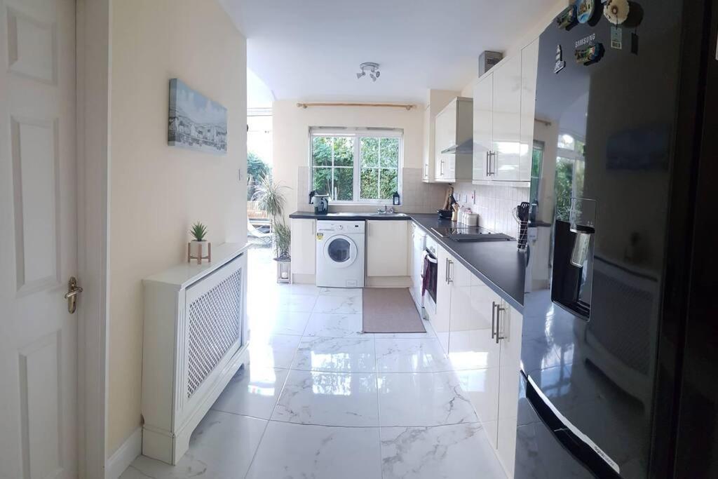 Hébergement de vacances 3 Bedroom 3 Bathroom House, Dublin